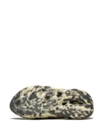 Adidas Yeezy Foam RNNR MXT Moon Gray - Image 3