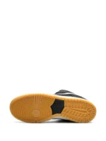 Nike SB Dunk Low Pro Black Gum - Image 4