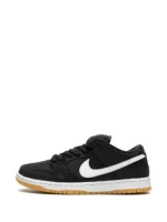 Nike SB Dunk Low Pro Black Gum - Image 3
