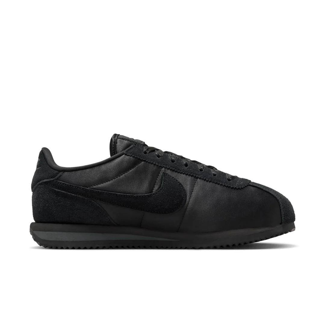 2026-01-30-09.37.23.jpg Nike Cortez PRM Great Outdoors Triple Black - Image 1