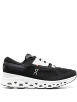 On CloudStratus 3 Black Frost