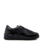 Valentino Garavani Rockstud Untitled Triple Black